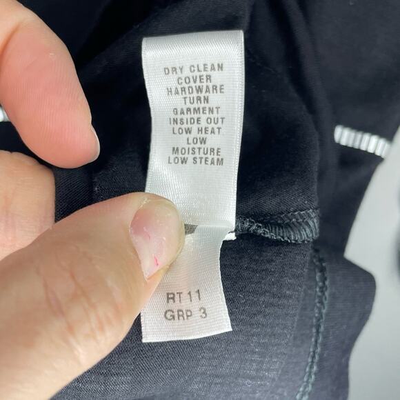 St. John Embellished Stripe Top Size M - Picture 4 of 7